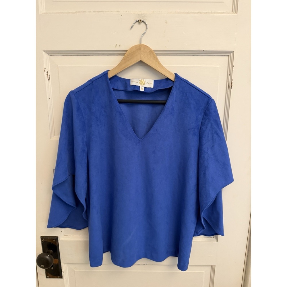 Anna Cate Women's Blue‎ Suede V-Neck Nina Top Size Small $212
